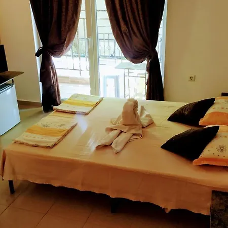 Dracena Guest house