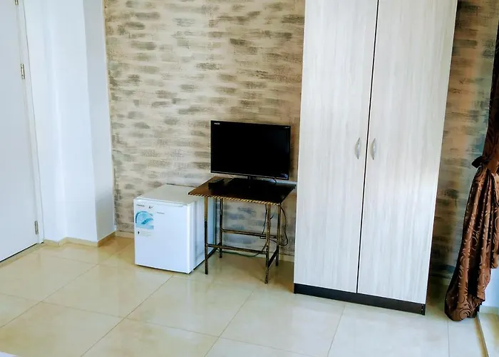 Pensjonat Dracena Rawda